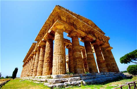 paestum wikipedia